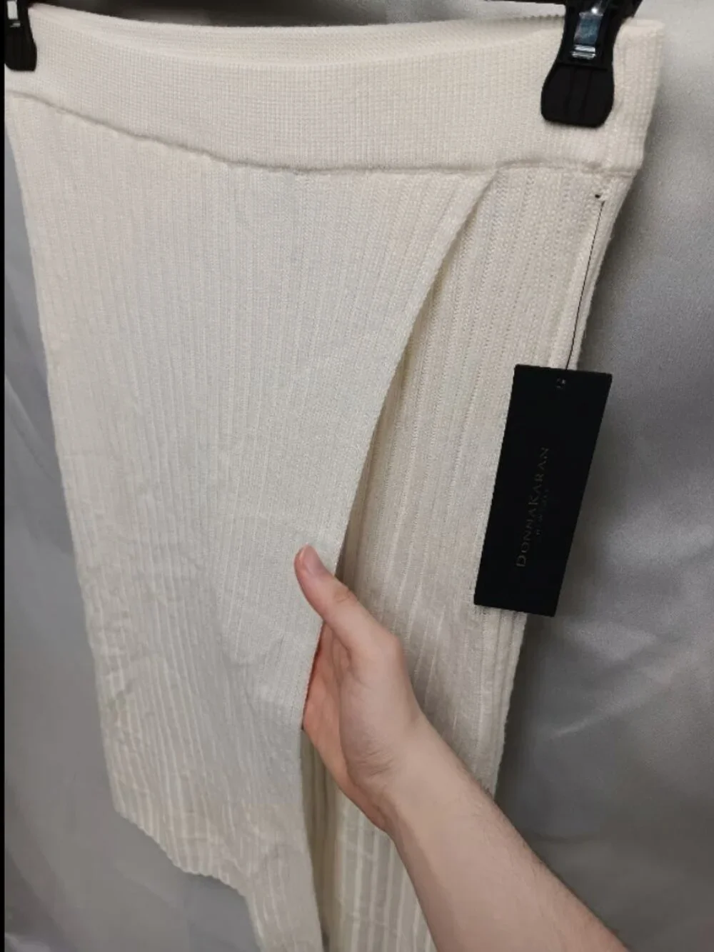 Womens White Skirt Donna Karan Size Small NWT ORG $199